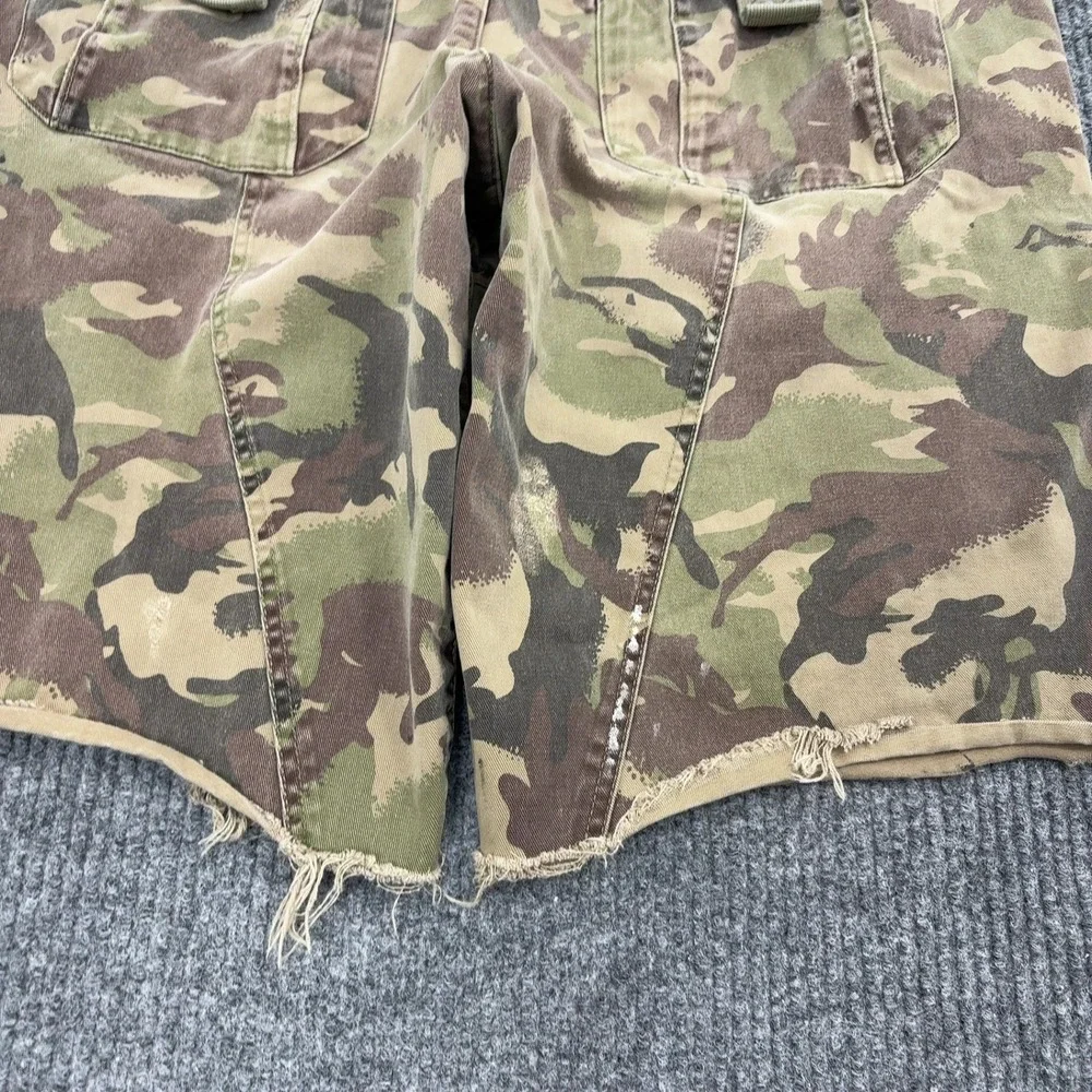 Armani Exchange Cargo Shorts Mens 33 Camo Cotton Distressed Raw Hem Streetwear